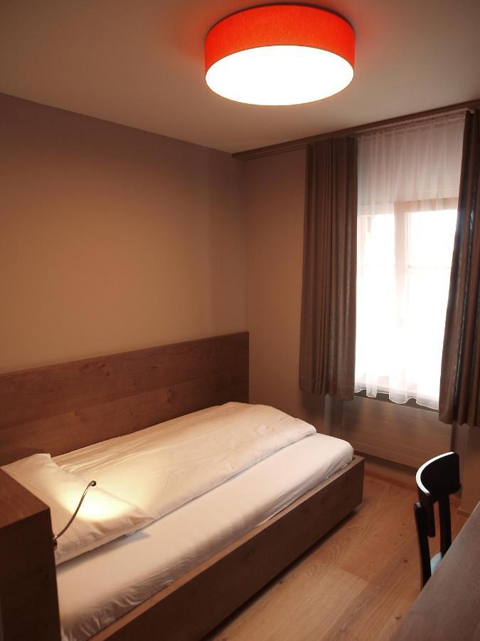 Hotel Baeren Rothenburg Room photo